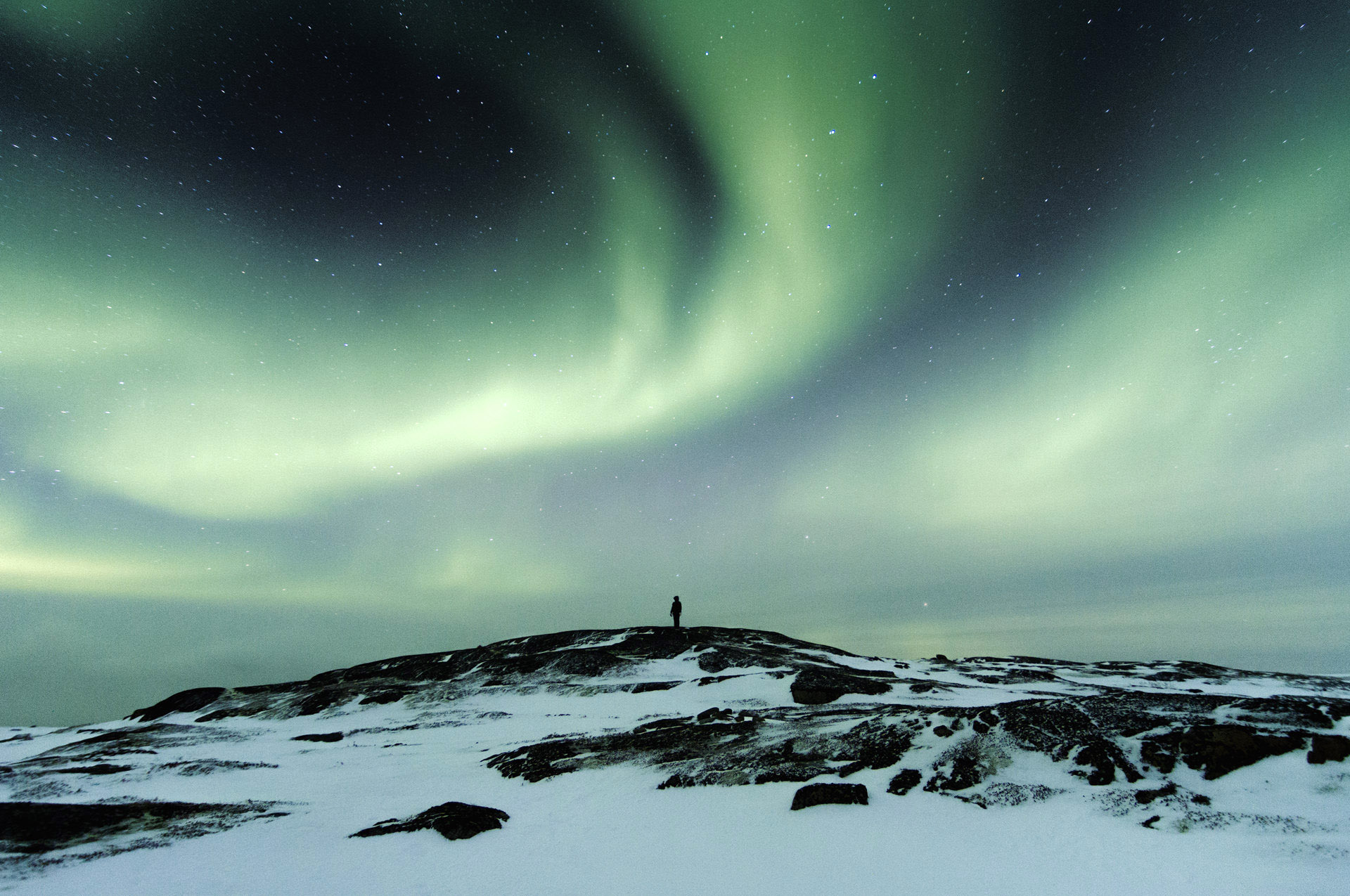 3 Best Countries for Holidays to See the Northern Lights-classiblogger