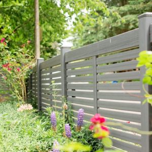 Boosting Business Seclusion-Vinyl Fencing Benefits-classiblogger uni updates